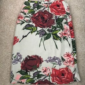 Vintage-Looking Floral Skirt